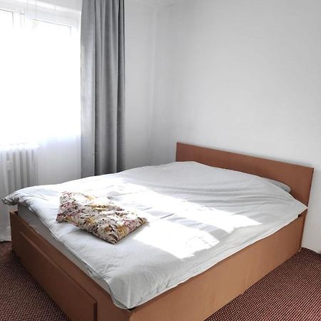 Sleepandgo Iasi Exterior foto